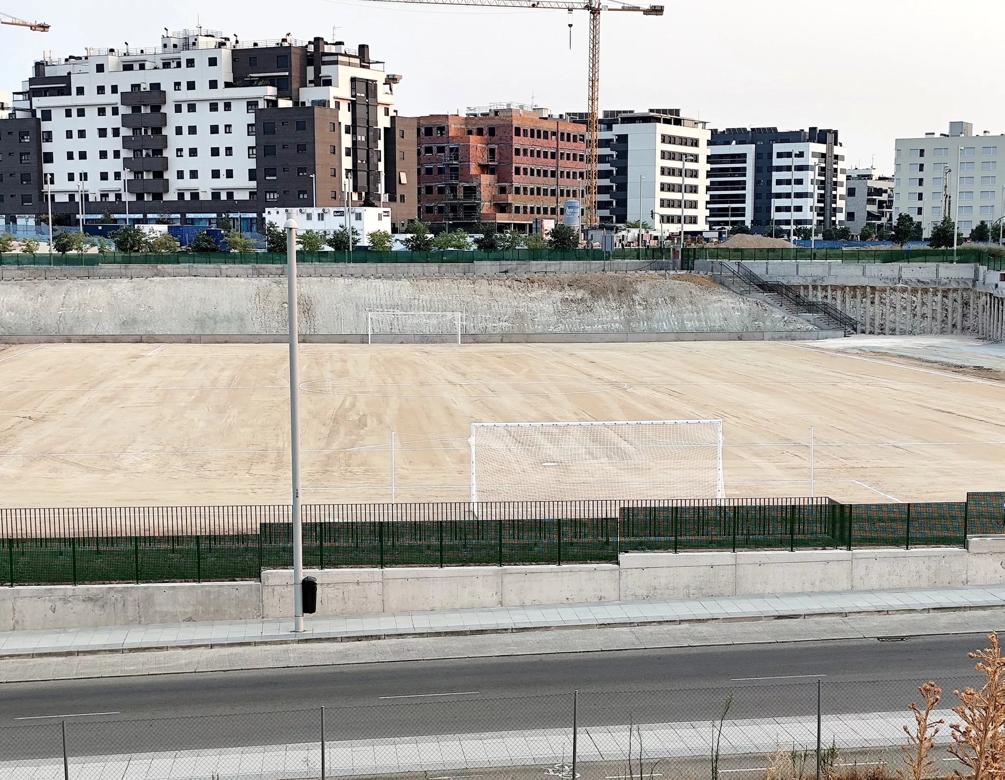 Campo de Fútbol El Cañaveral Madrid: nuevo equipamiento deportivo municipal