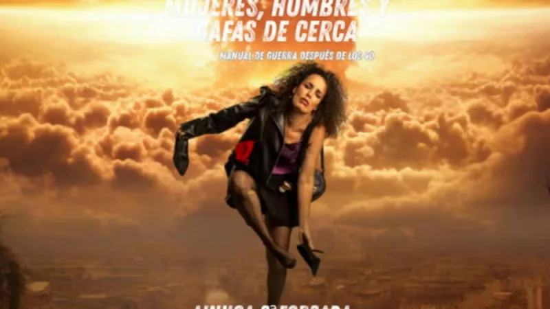 Mujeres, hombres y gafas de cerca: el monólogo que redefine el humor