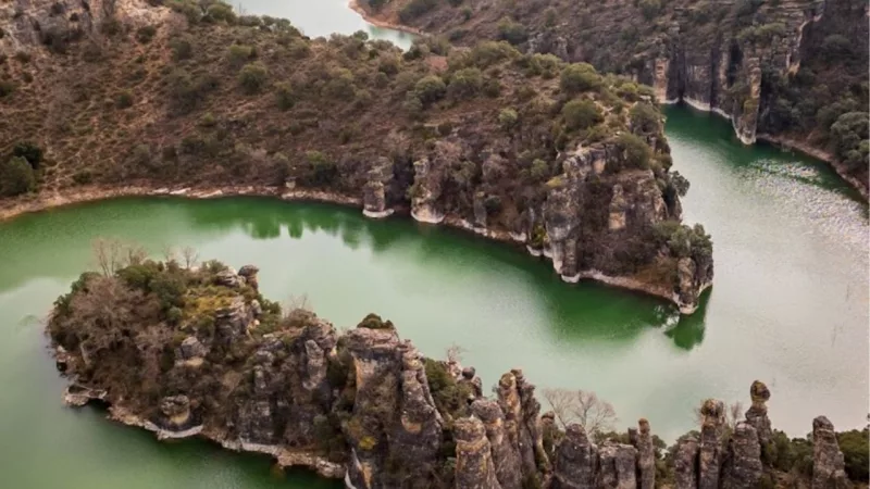 Ruta de los Frailes del Reato: descubre los monjes de piedra en Guadalajara