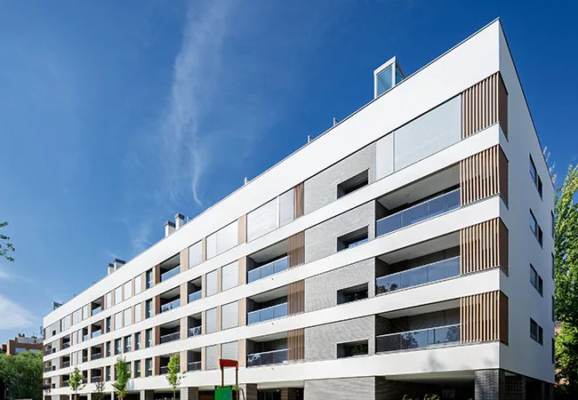 Rehabilitación de Arturo Soria 125: Transformación arquitectónica en Madrid