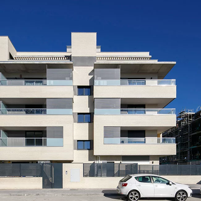 Residencial Almagro: 60 viviendas con piscina en Valdemoro