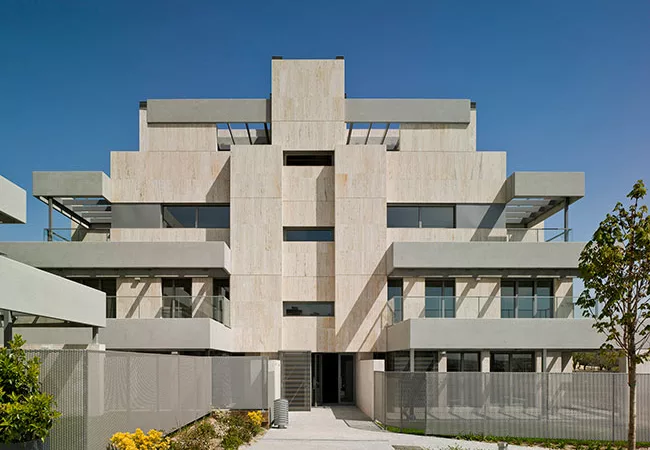 El Barrial en Aravaca: 18 viviendas diseñadas por Cano y Escario