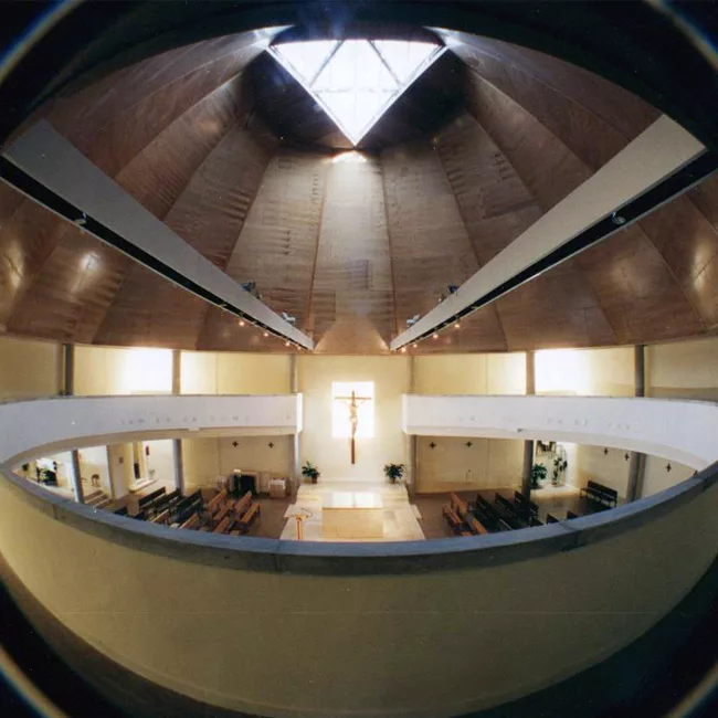 Parroquia Santos Justo y Pastor en Parla: un hito arquitectónico