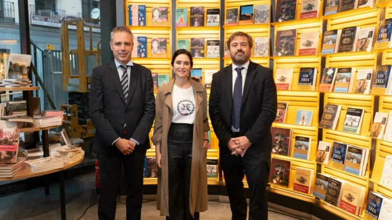 Reapertura de Fnac Callao con la presencia de Isabel Díaz Ayuso
