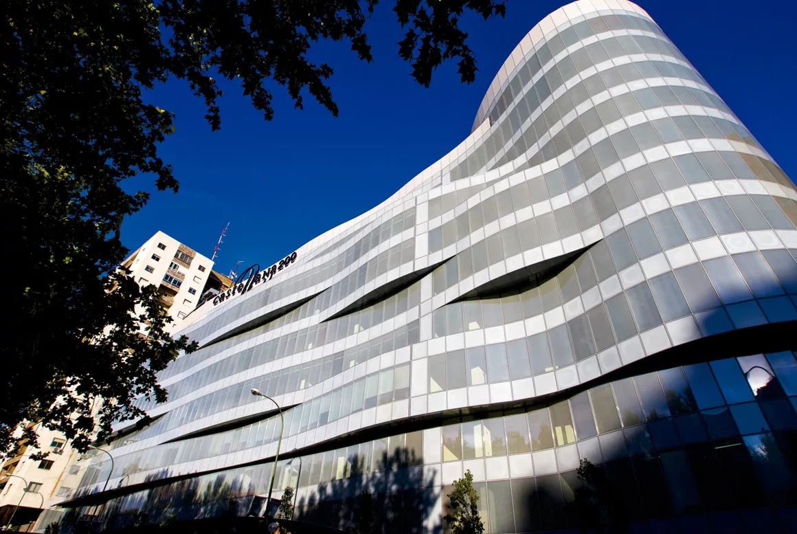 Complejo Castellana 200: Innovación y funcionalidad en el corazón de Madrid
