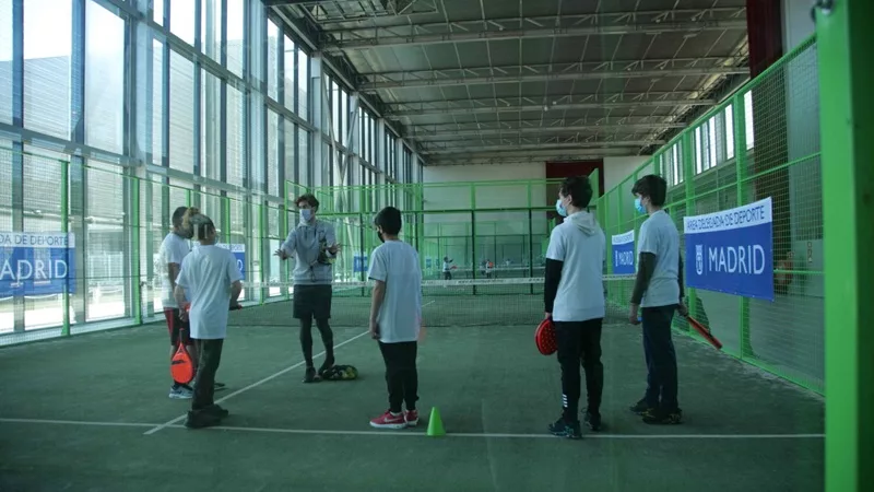 Plan SURES impulsa campamentos urbanos en la Caja Mágica con 550.000 euros en 2026