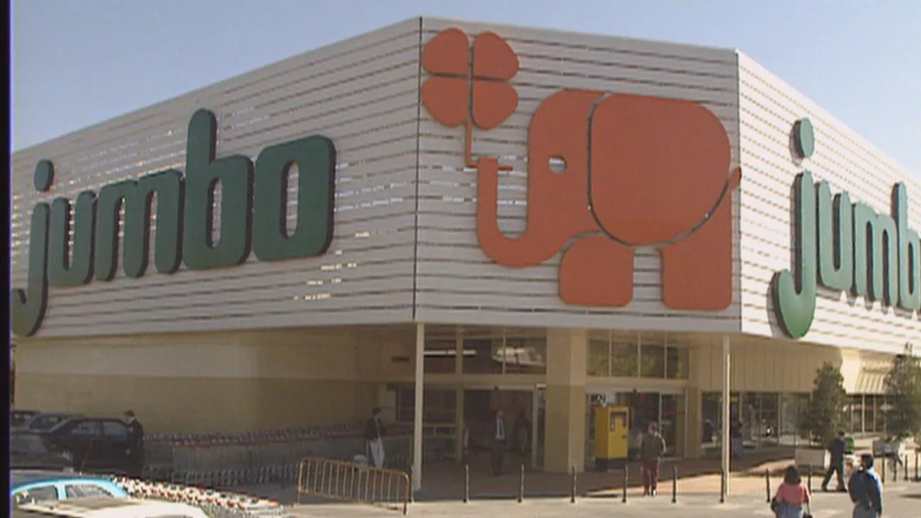 El primer hipermercado de Madrid cumple 50 años