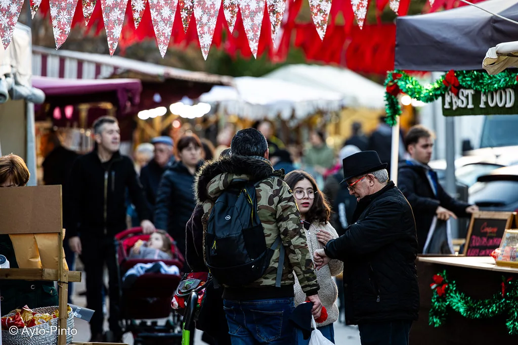 Mercado navideño Fantasía de Pinto y su Tren de la Fantasía
