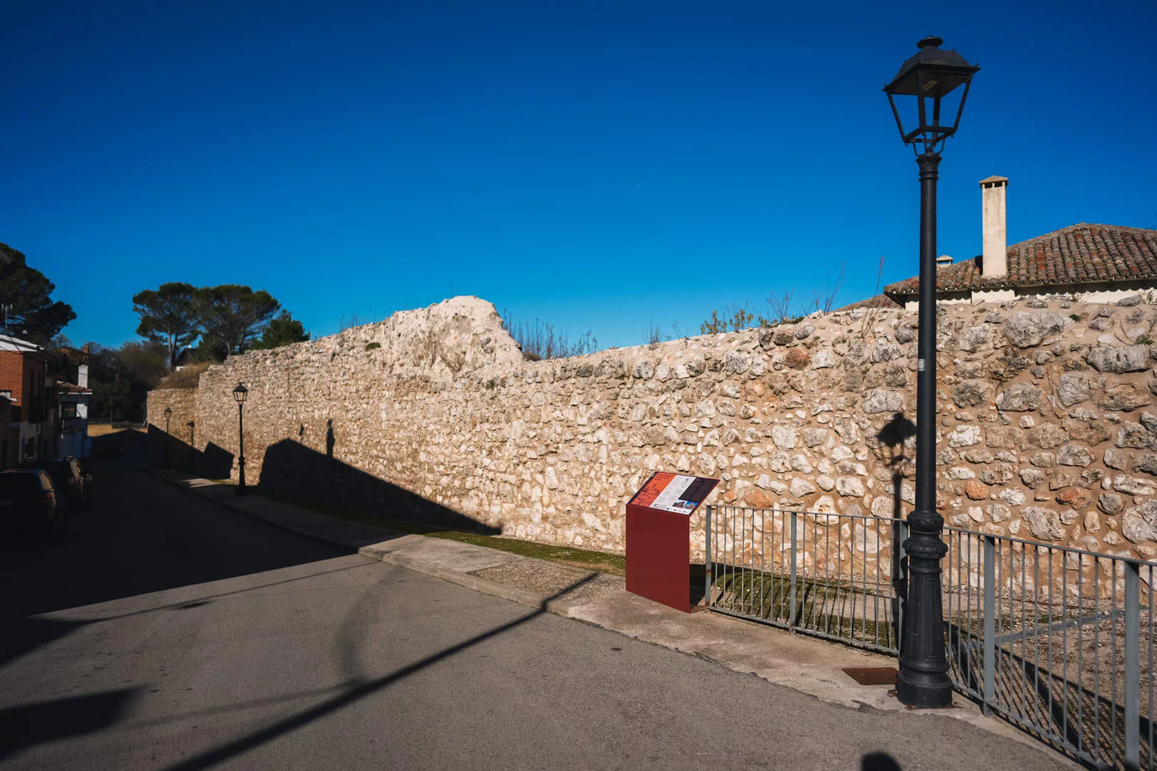 Castillo de Torremocha: restauración de su muralla hasta 2026