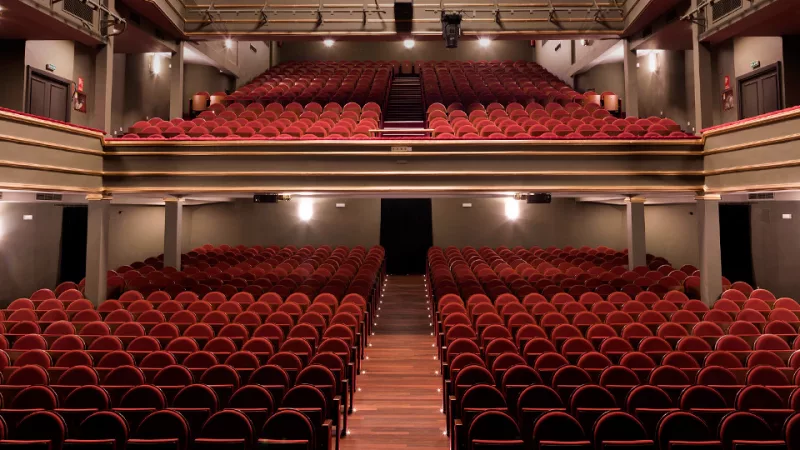 Mercadillo solidario en el Teatro La Latina