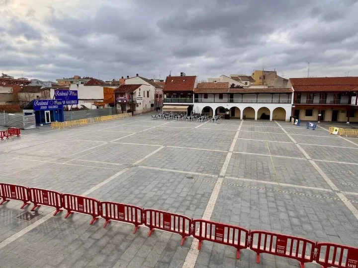 Parking provisional Plaza de la Constitución en Pinto: guía