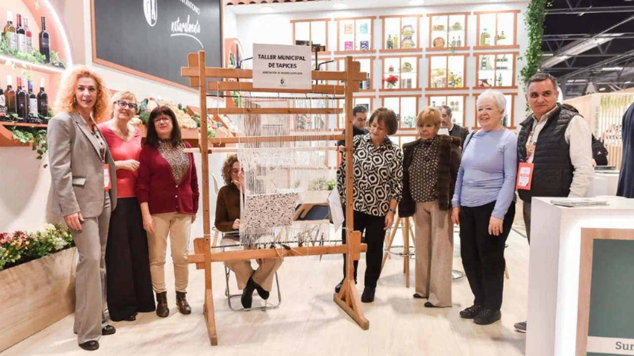 Velilla de San Antonio presenta su cultura y gastronomía en FITUR 2026 en Madrid