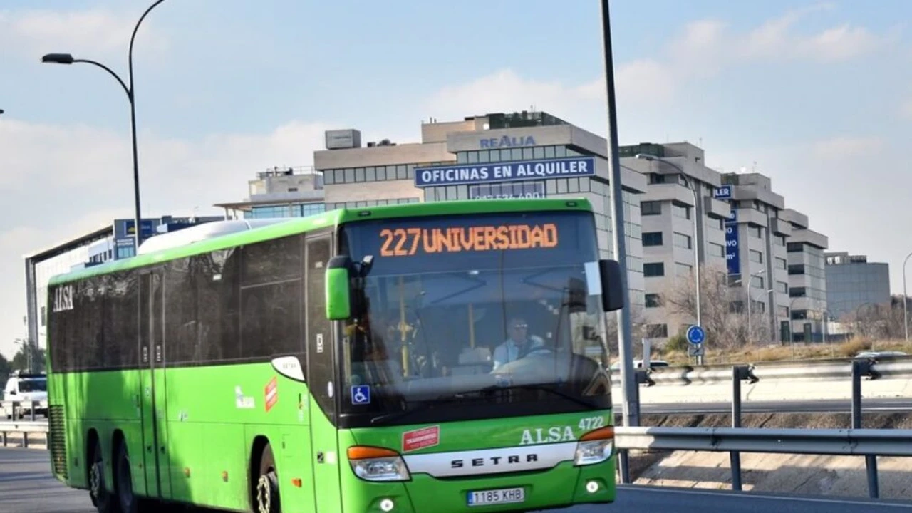 Incidencias en la línea 227 de Alcalá de Henares: vecinos denuncian saturación