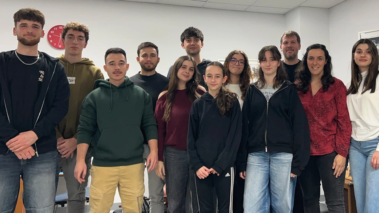 Disfruta de la guitarra clásica en Rivas-Vaciamadrid con el grupo Seis Cuerdas