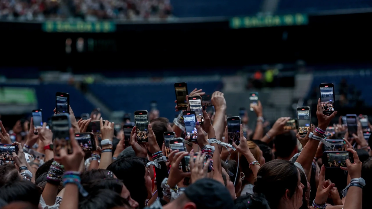La justicia reabre la causa vecinal contra los conciertos en el Santiago Bernabéu de Madrid